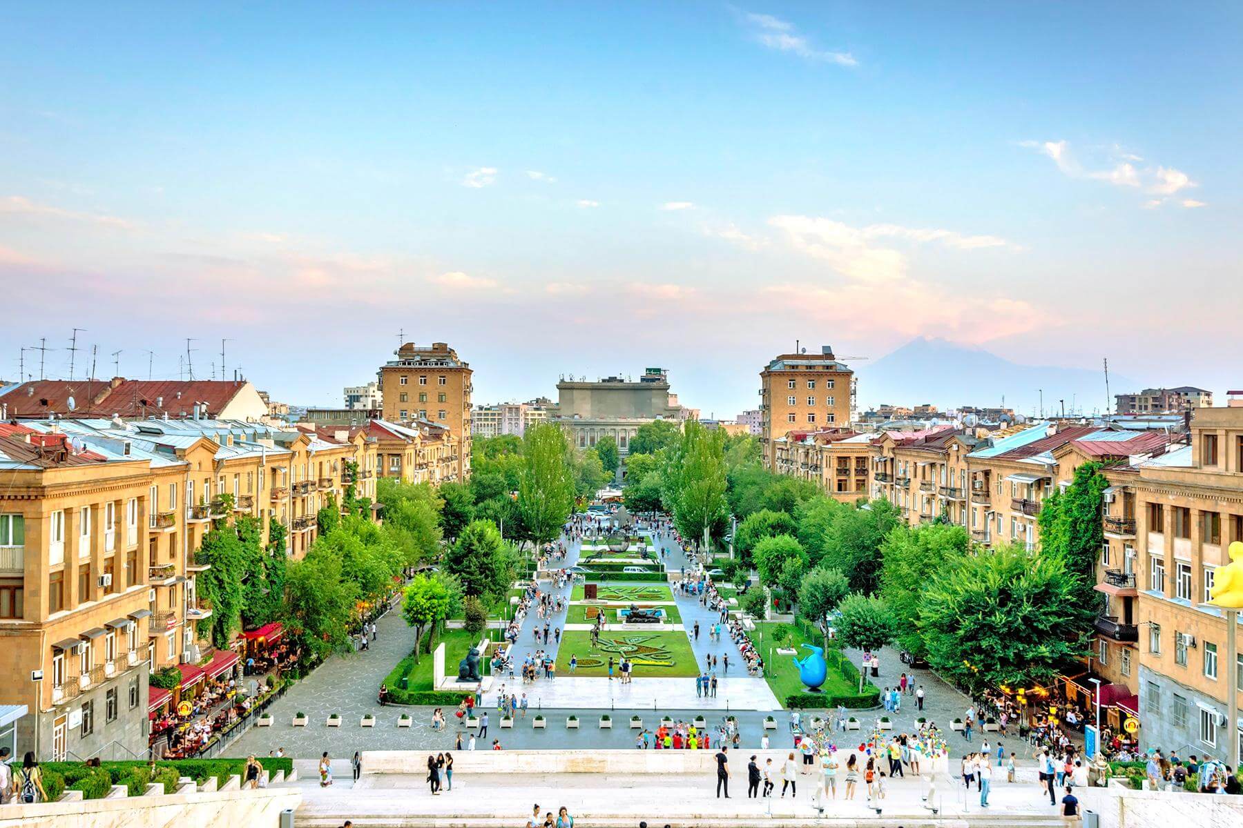 Complete travel guide to Yerevan.jpg